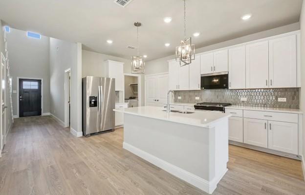 Simpsons Crossing - Residential Lease