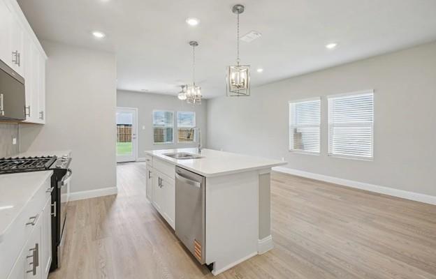 Simpsons Crossing - Residential Lease