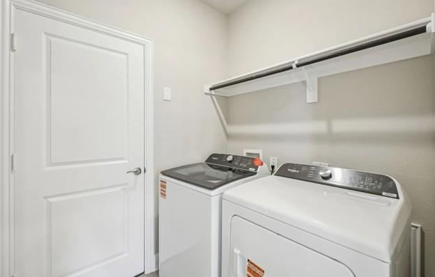 Simpsons Crossing - Residential Lease