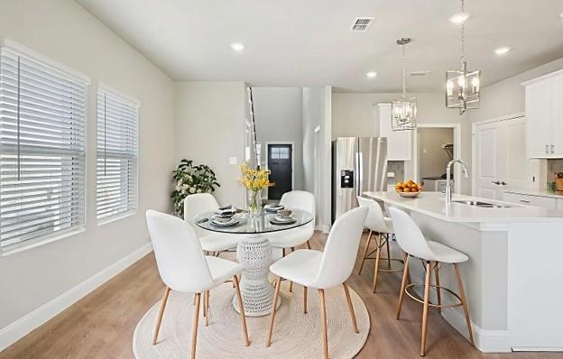 Simpsons Crossing - Residential Lease