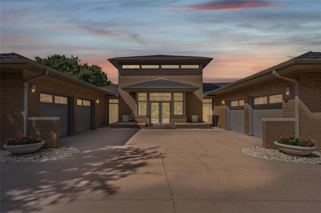 1221 Wyndham Hill Lane