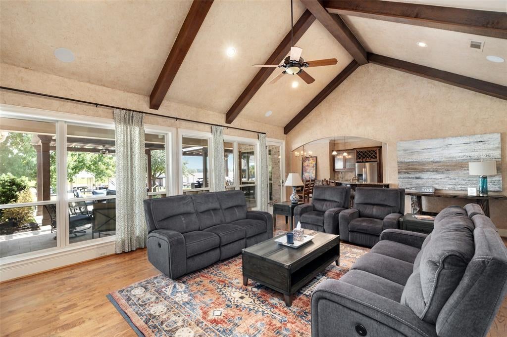 229 Lakeside Drive