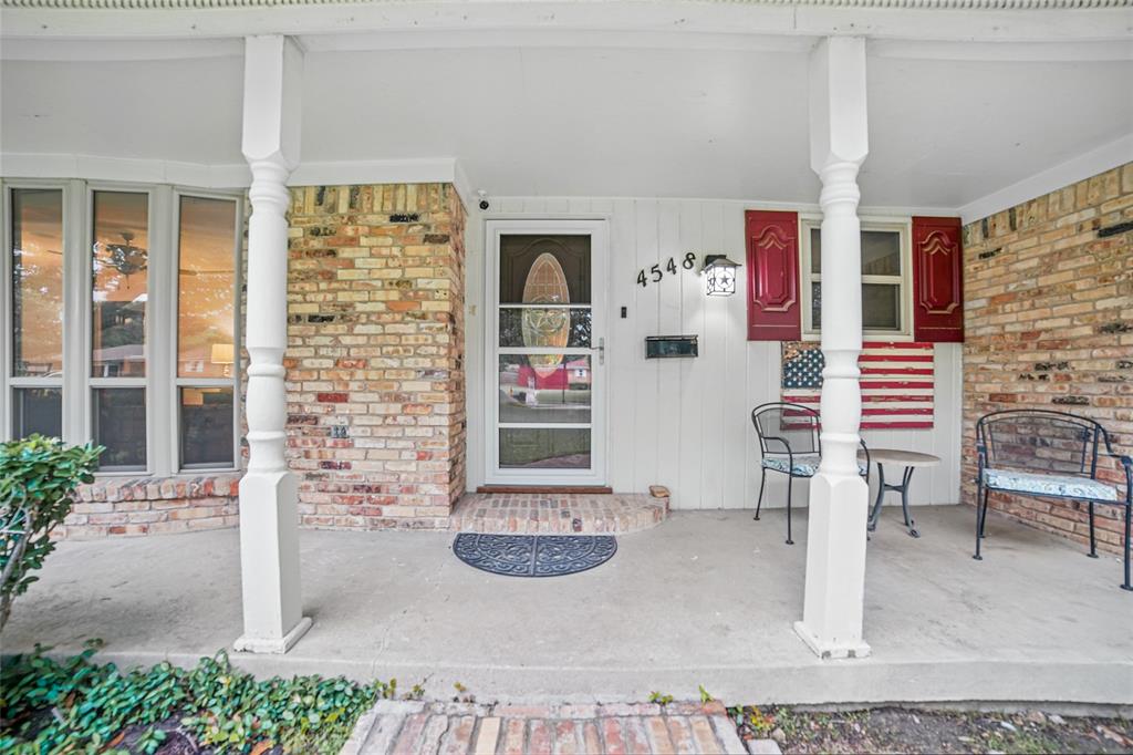 4548 Ivy Drive