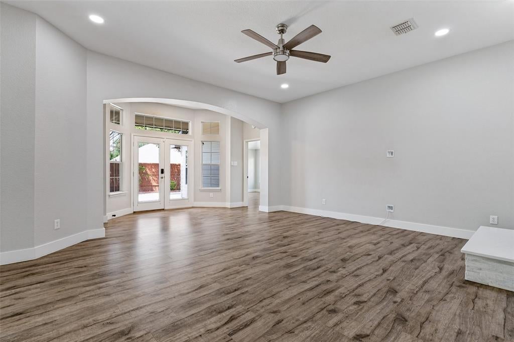 1535 Sandlewood Drive