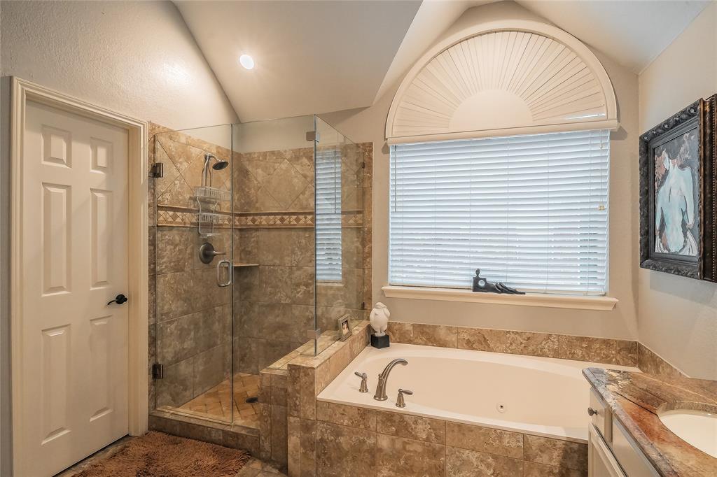 Wellington Of Flower Mound Ph - Residential