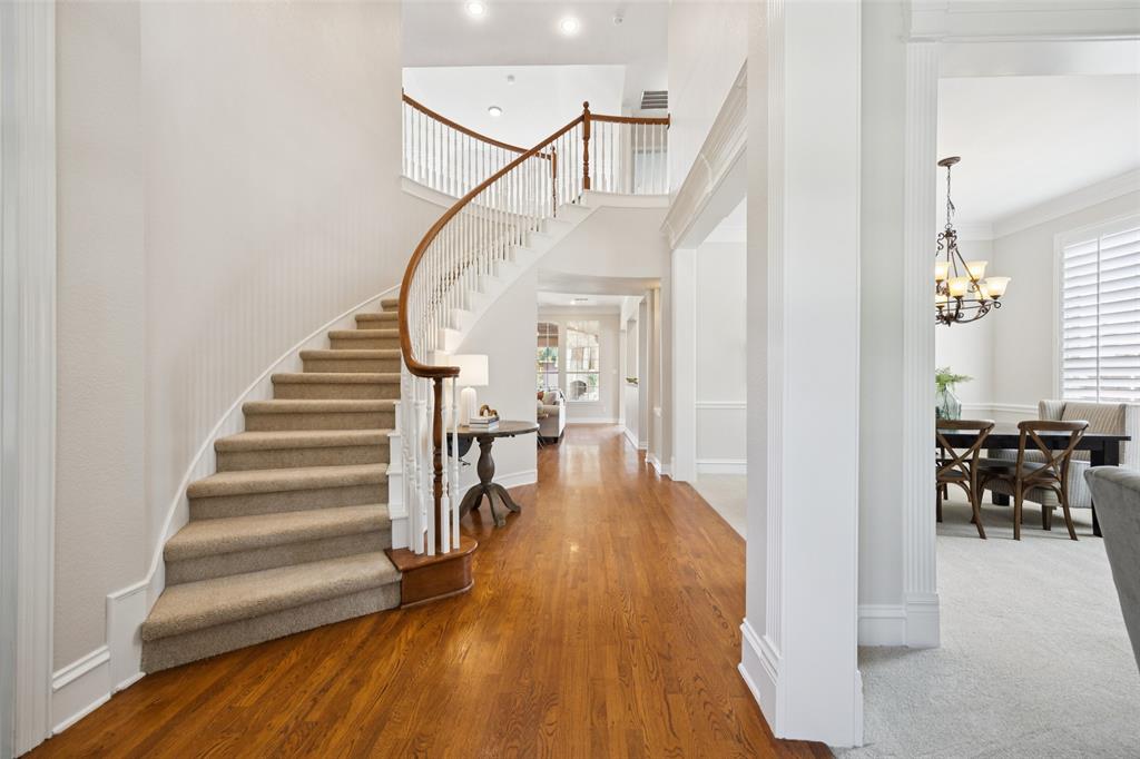 4871 Voyager Drive