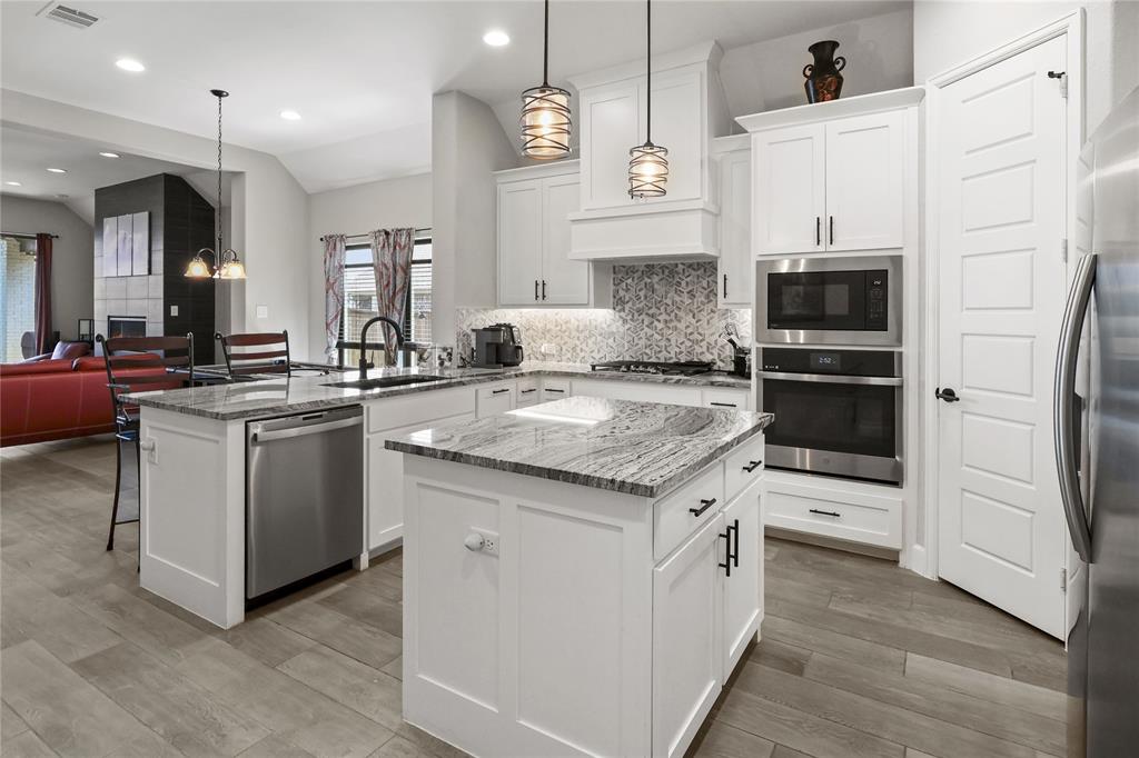 9412 Blue Stem Lane