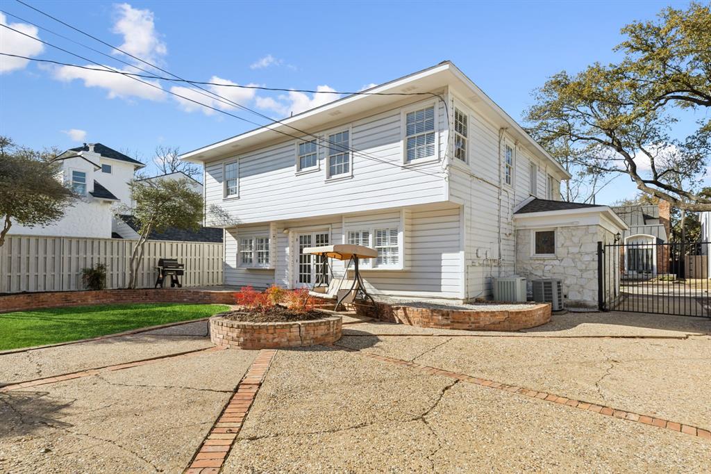 PRESTON PLACE 3 - Residential