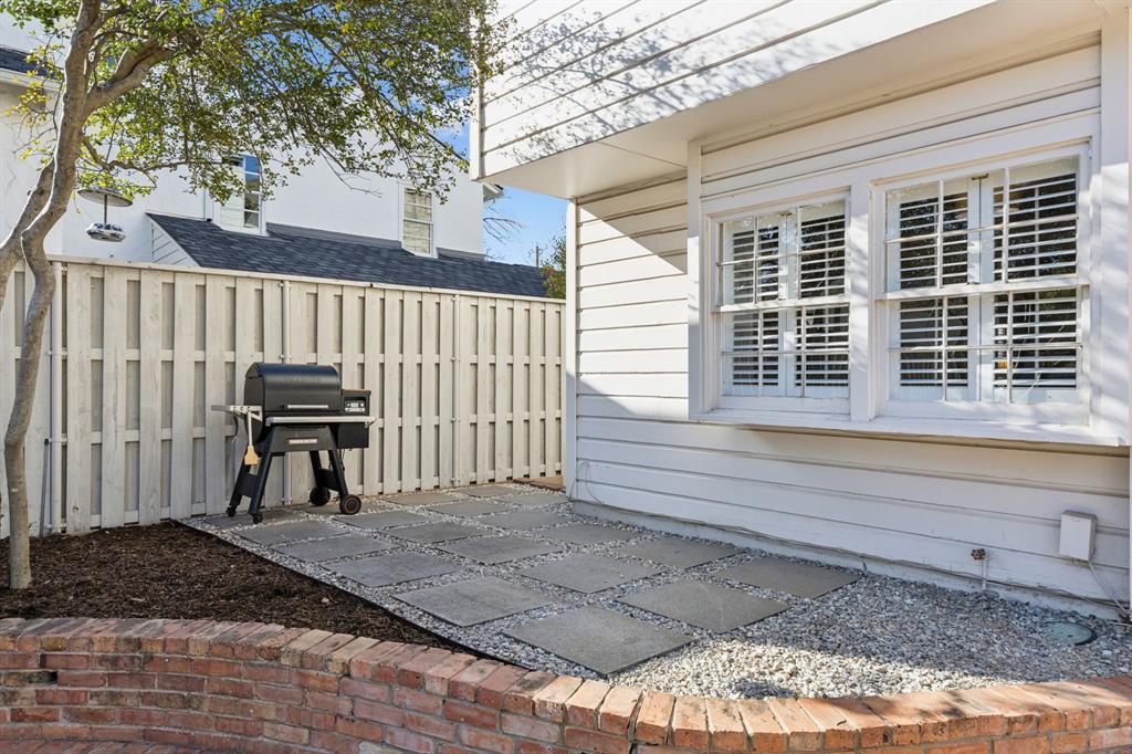 PRESTON PLACE 3 - Residential