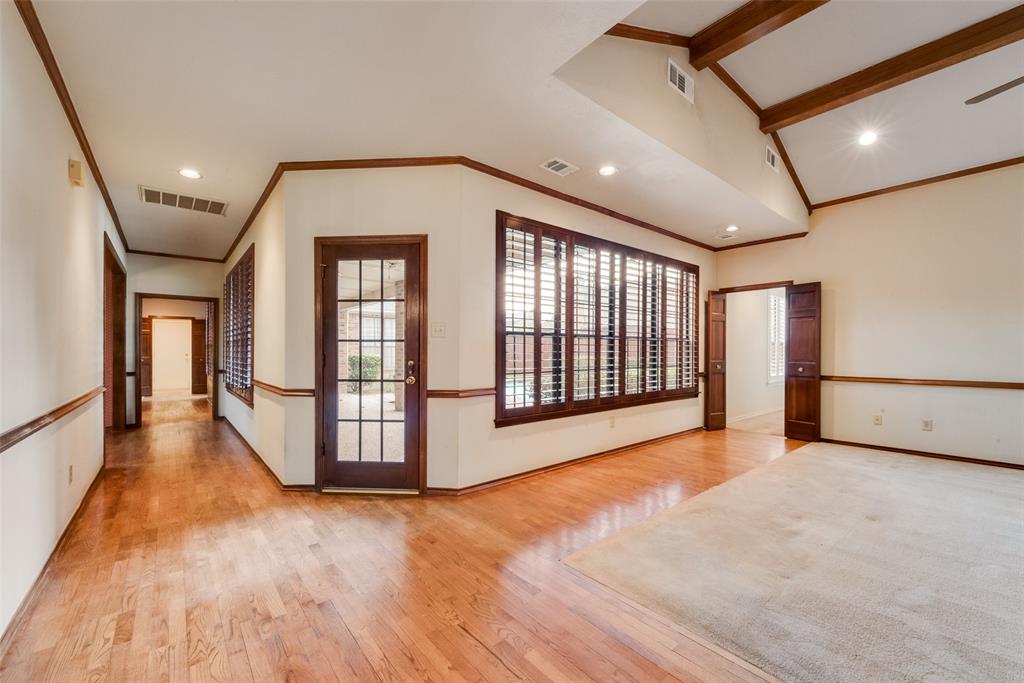 11103 Manorview Circle