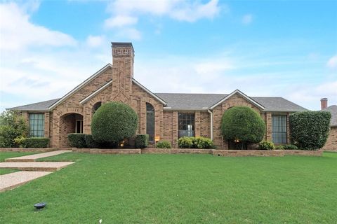 11103 Manorview Circle Dallas TX 75228