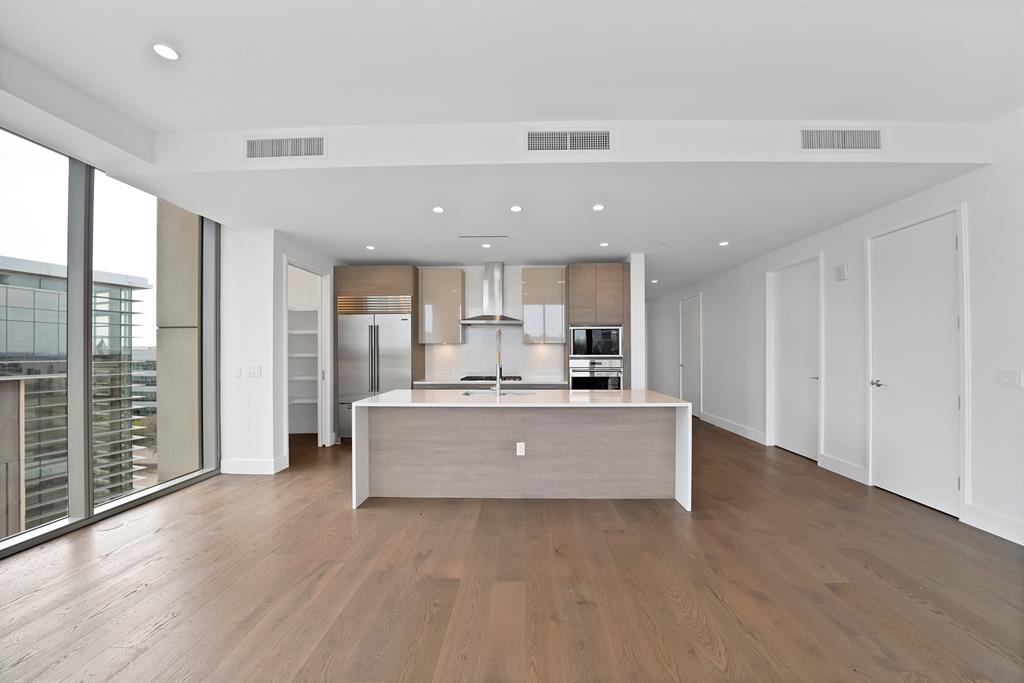 7901 Windrose Avenue 803