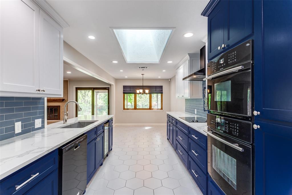 Ridglea Country Club Estate - Residential