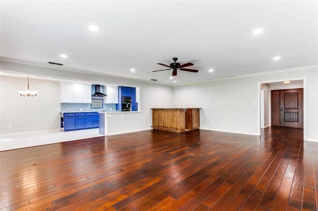 Ridglea Country Club Estate - Residential