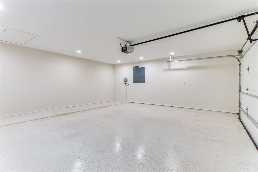 Ridglea Country Club Estate - Residential