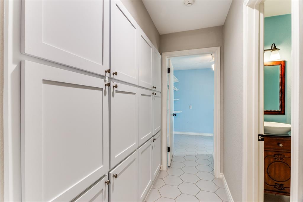 Ridglea Country Club Estate - Residential