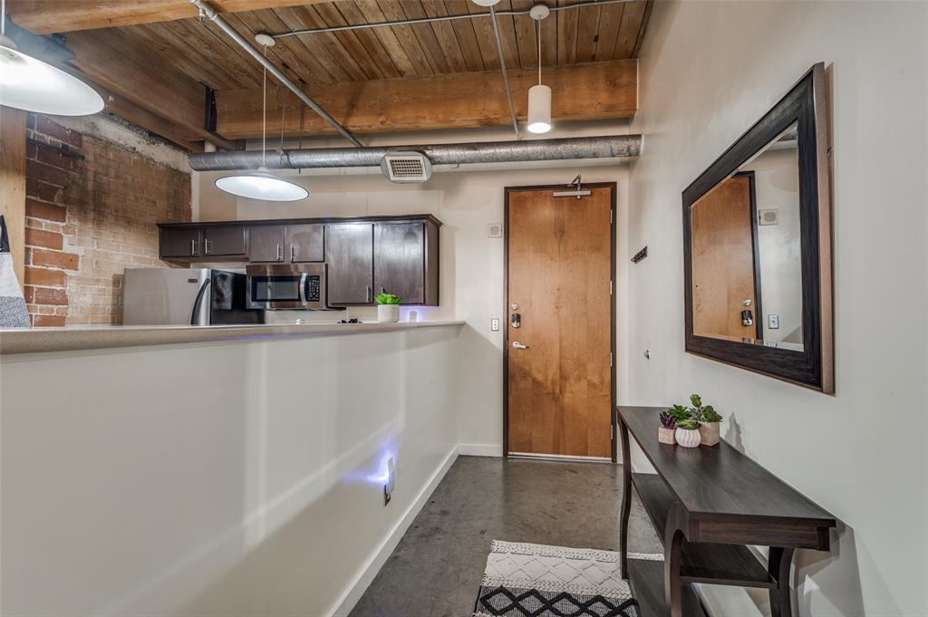 509 Elm Street 501