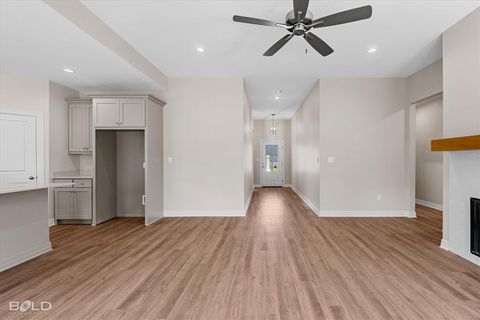 Tiny photo for 319 Mousse Ruelle, Shreveport, LA 71106 (MLS # 21101388)