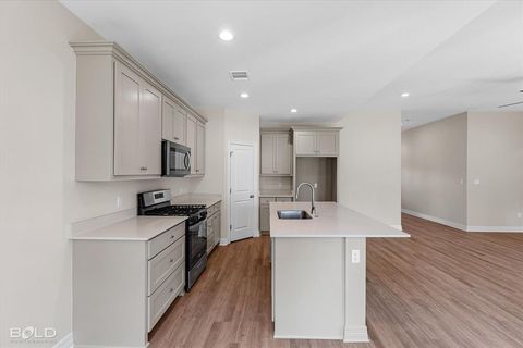 Tiny photo for 319 Mousse Ruelle, Shreveport, LA 71106 (MLS # 21101388)