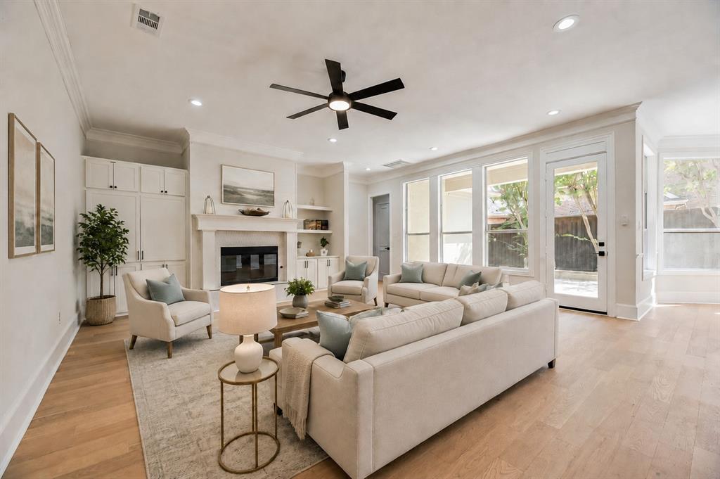 5842 Coolwater Cove