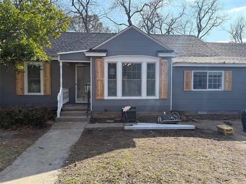 Property photo of 1115 Egan Street, Denton, TX 76201