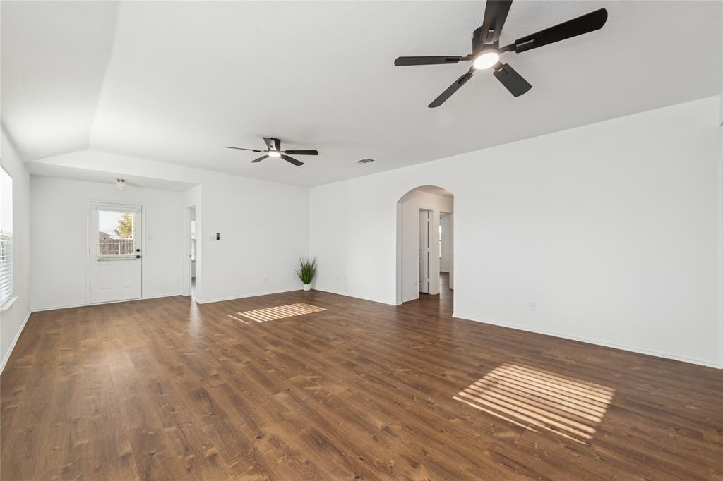 402 Andalusian Trail