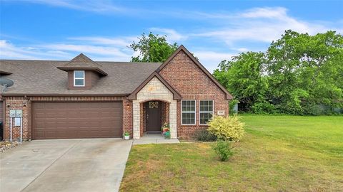 103 Tate Lane Greenville TX 75402