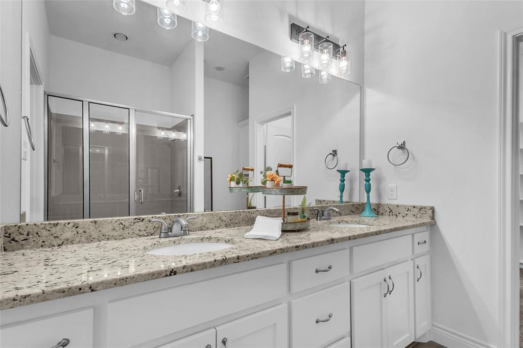 Ellis Place - Residential