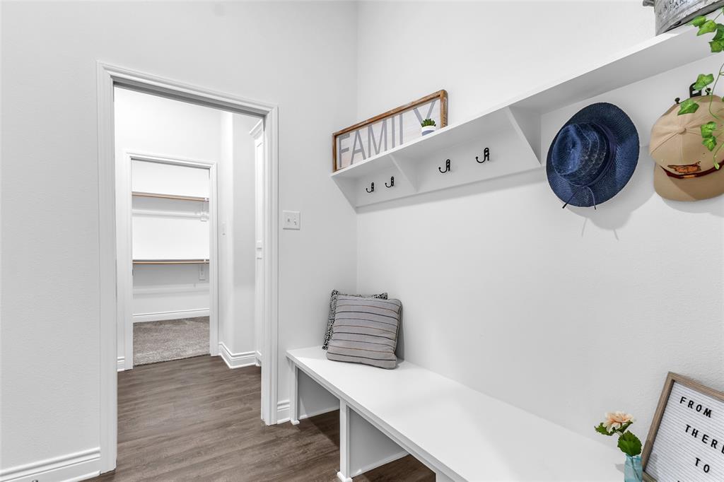 Ellis Place - Residential