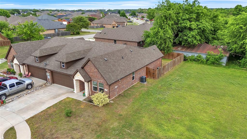 Ellis Place - Residential