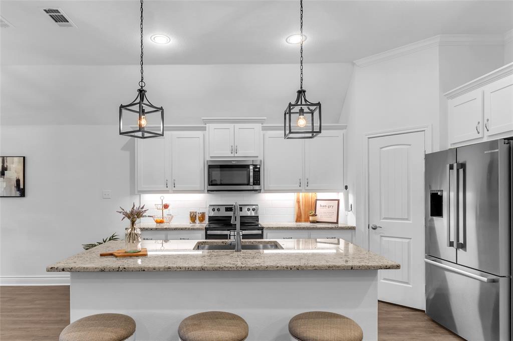 Ellis Place - Residential