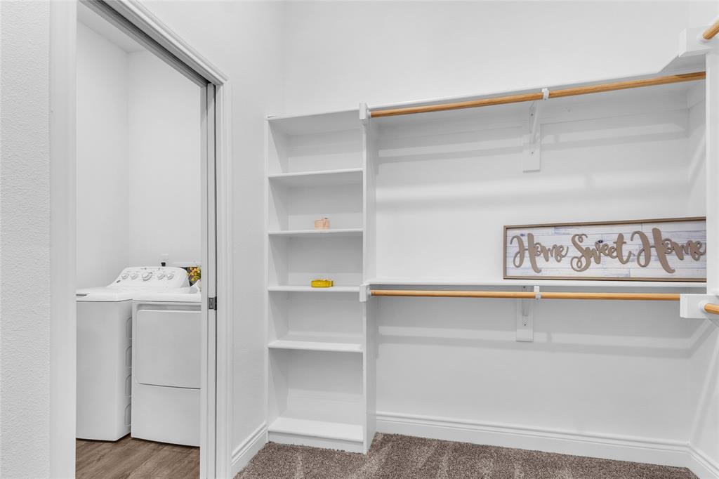 Ellis Place - Residential