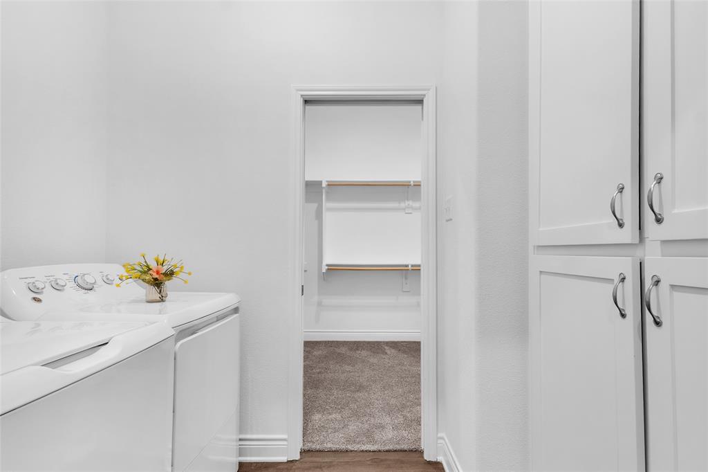 Ellis Place - Residential