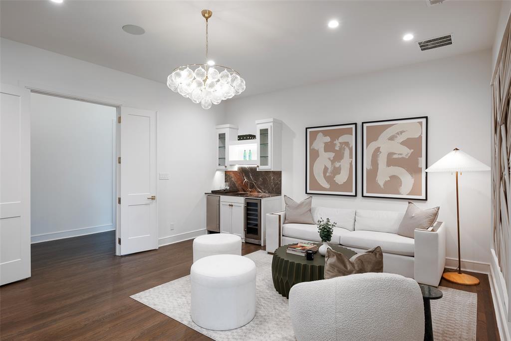 Roxbury Park Add - Residential