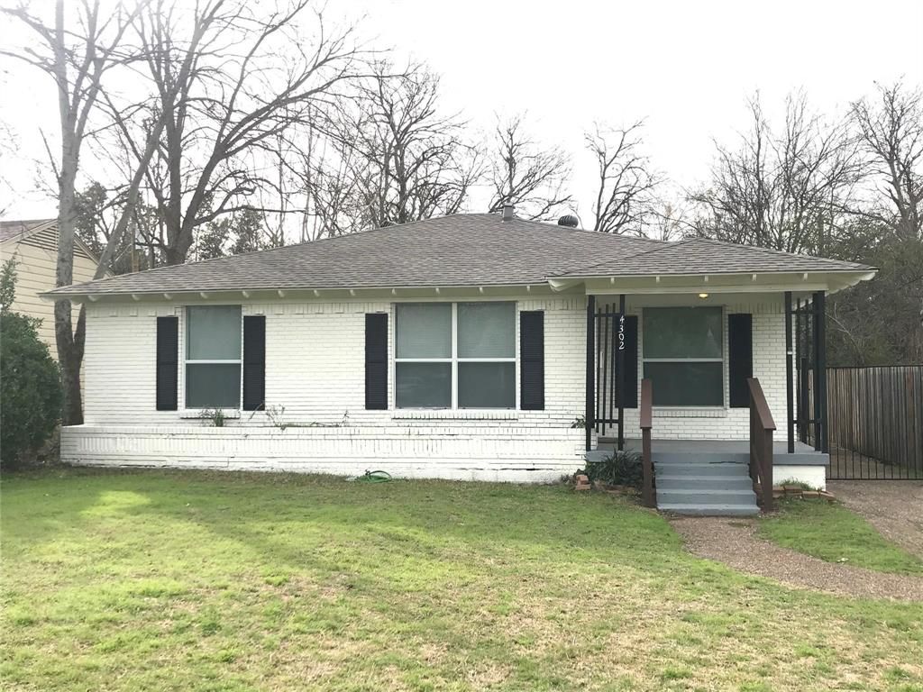 Photo of 4302 Sexton Lane, Dallas, TX 75229 (MLS # 21157659)