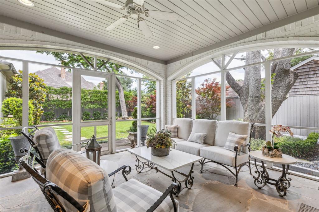 Crestmanor Estates - Residential