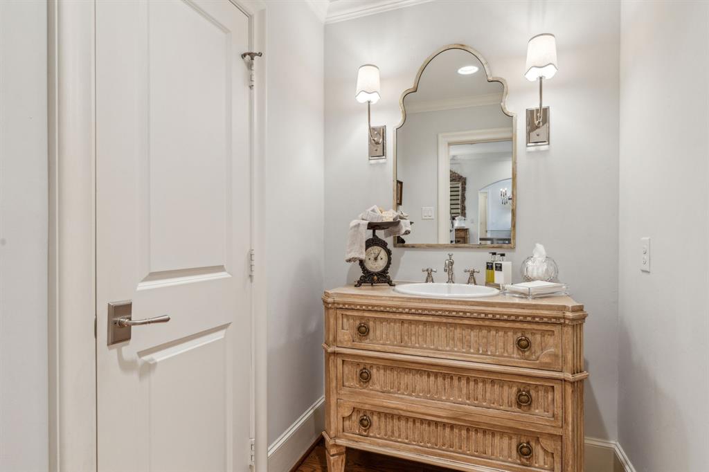 Crestmanor Estates - Residential