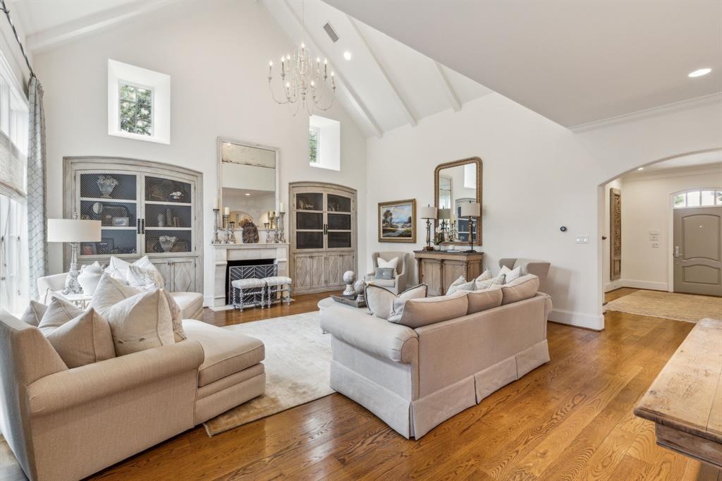 Crestmanor Estates - Residential