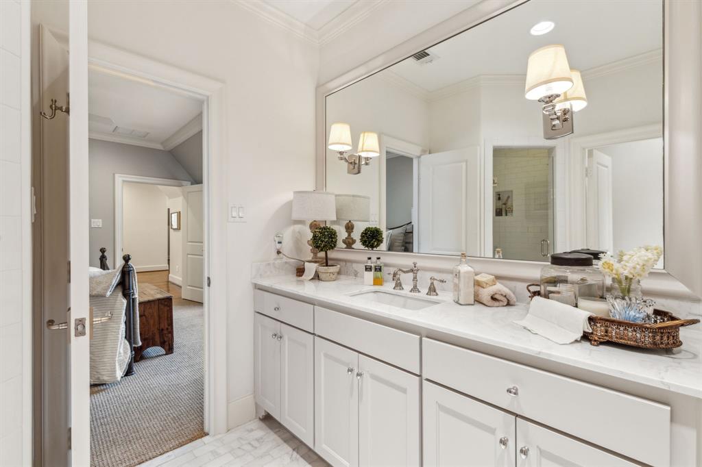 Crestmanor Estates - Residential