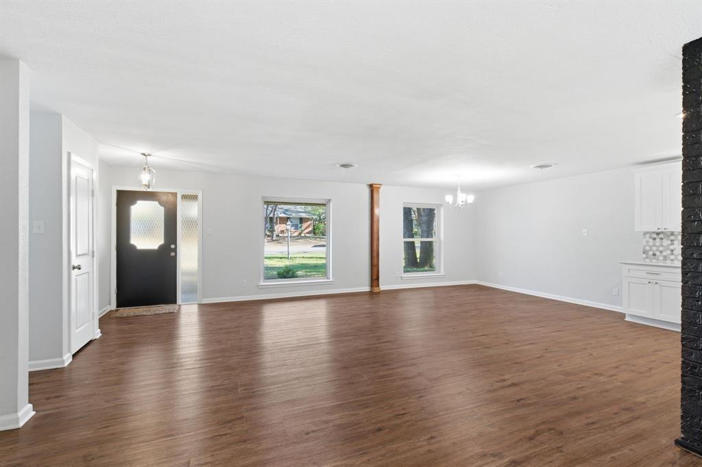 925 Mountain Terrace