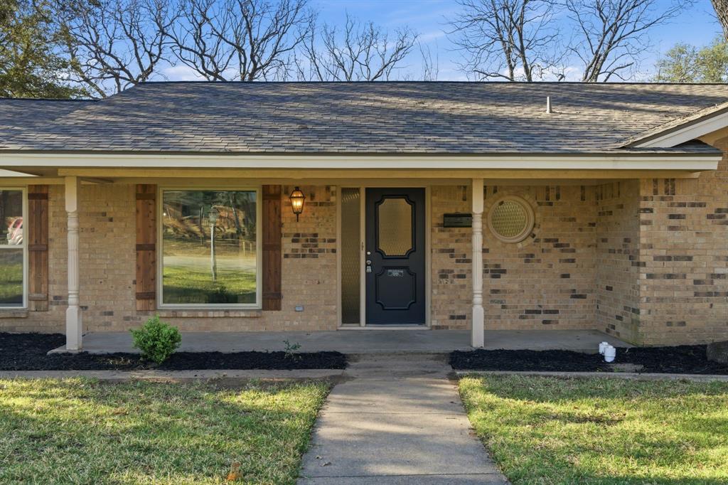 925 Mountain Terrace