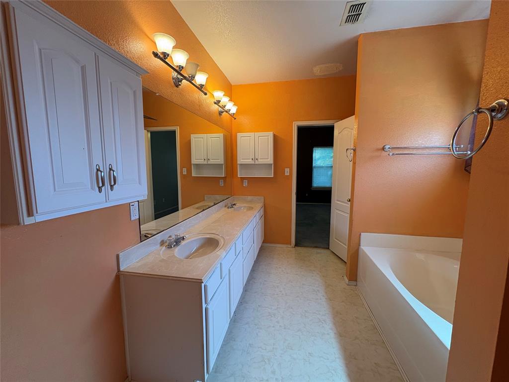 Creekside Village - Residential