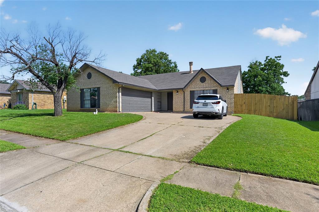 3825 Hackberry Lane