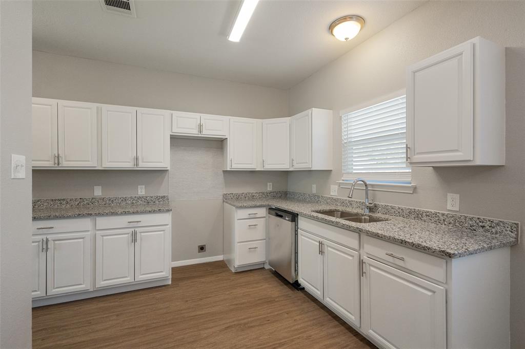 Lincoln Heights Add - Residential Lease