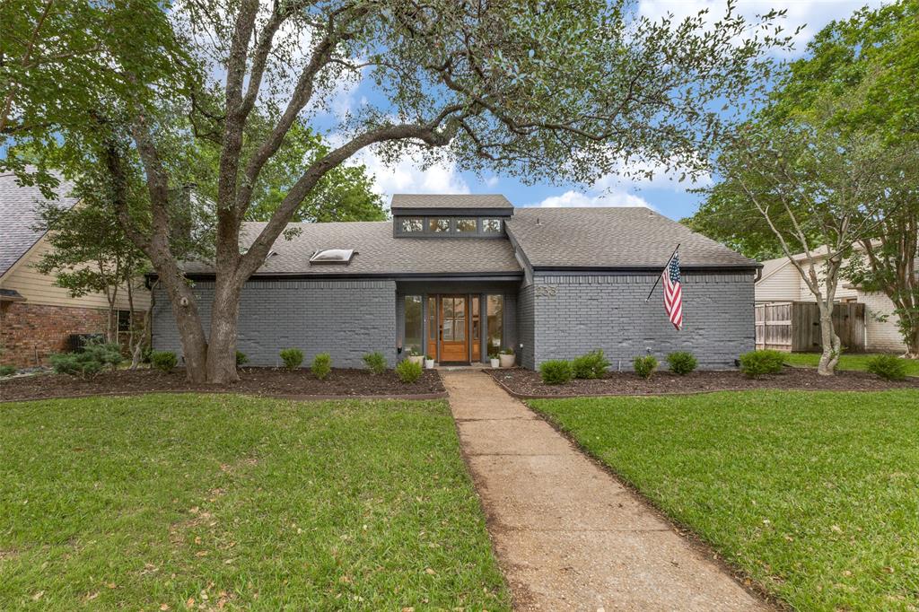 233 Woodcrest Drive