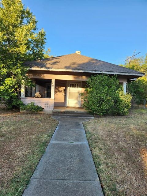 A home in Cleburne