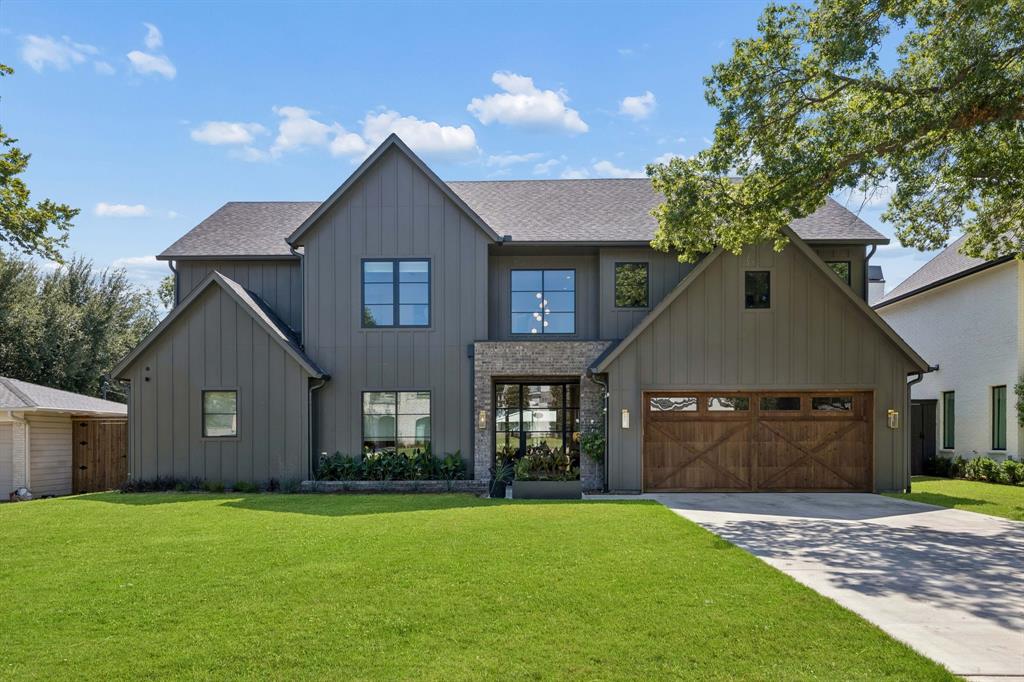 4046 Clover Lane