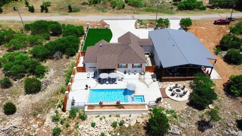 A home in Strawn