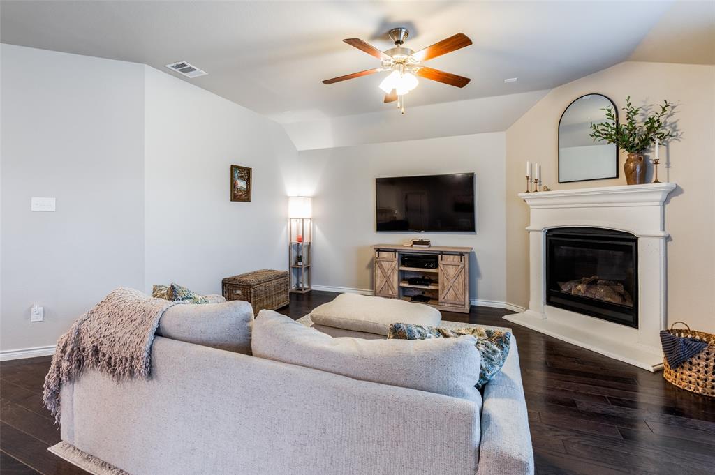 2637 Hillrich Drive