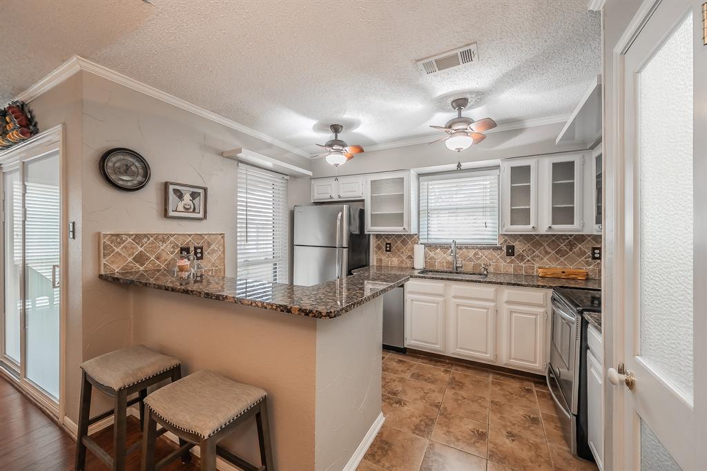 Cloisters Condo The - Residential